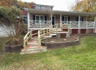 164 Riverview Drive, Johnson City, TN 37601