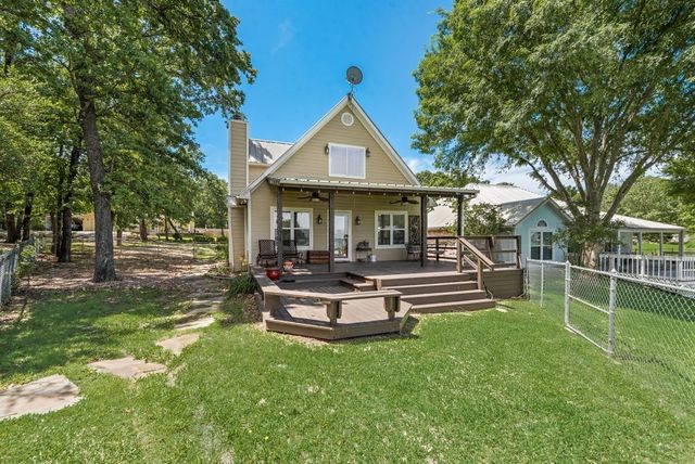 1016 Shoreline Drive, West Tawakoni, TX 75474