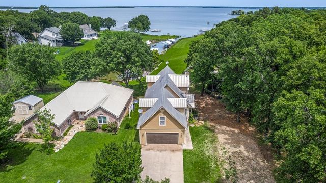 1016 Shoreline Drive, West Tawakoni, TX 75474