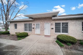 1062 Chovan Drive 26, Joliet, IL 60435