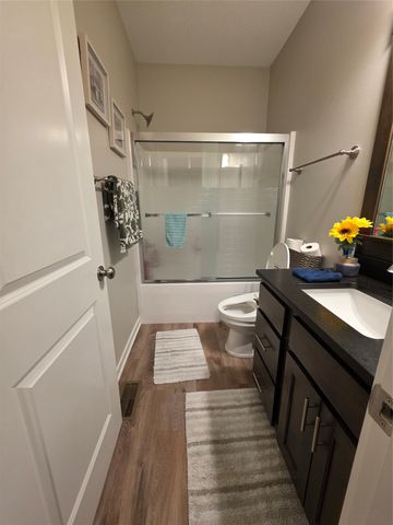 831 Lost Lake Drive, Polk City, IA 50226