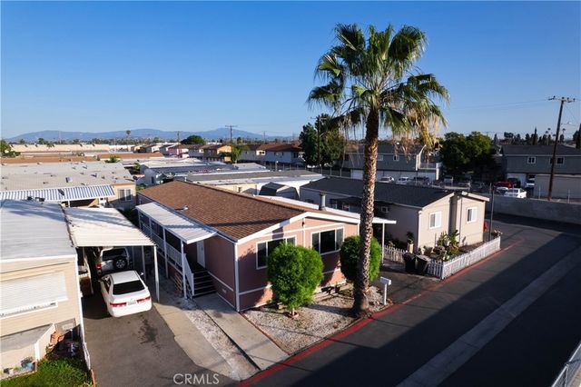 1241 N East 216, Anaheim, CA 92805