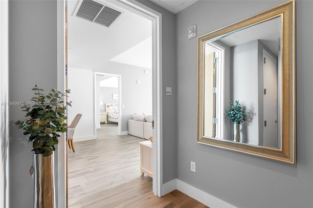 10201 Collins Ave 605, Bal Harbour, FL 33154