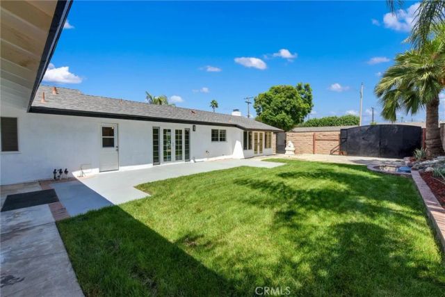 629 S Yorba, Orange, CA 92869