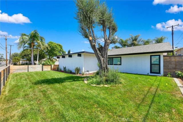 629 S Yorba, Orange, CA 92869
