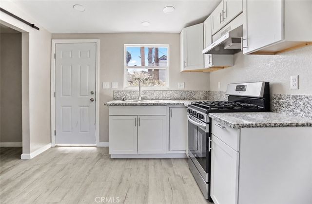 1420 Q, Merced, CA 95340