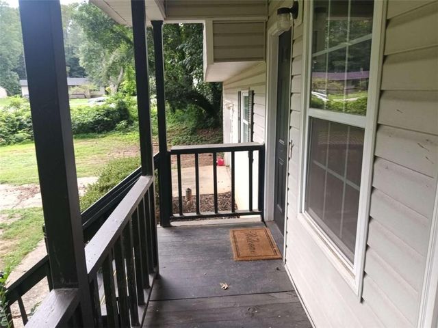 8298 Blackfoot Trail, Jonesboro, GA 30236