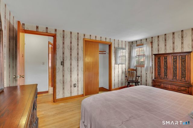 34 Dean Drive, East Hartford, CT 06118