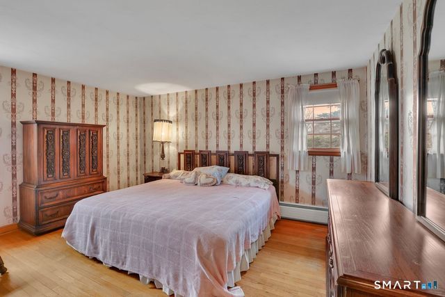 34 Dean Drive, East Hartford, CT 06118