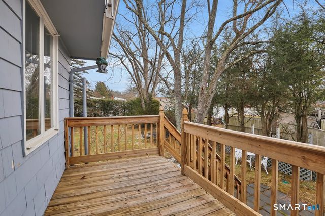 34 Dean Drive, East Hartford, CT 06118