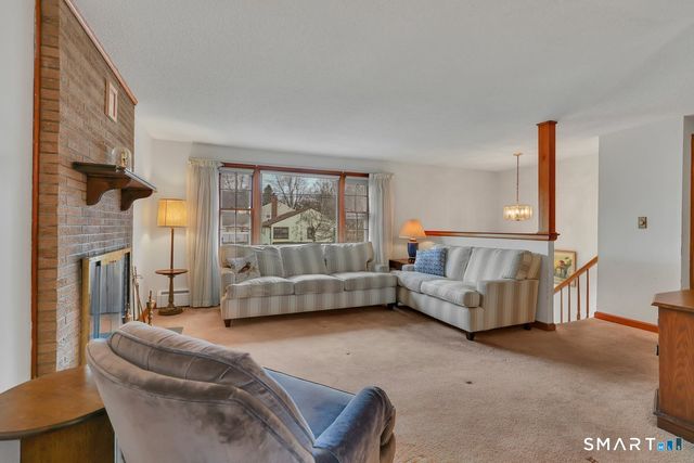 34 Dean Drive, East Hartford, CT 06118