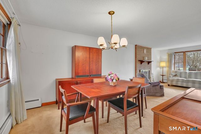 34 Dean Drive, East Hartford, CT 06118