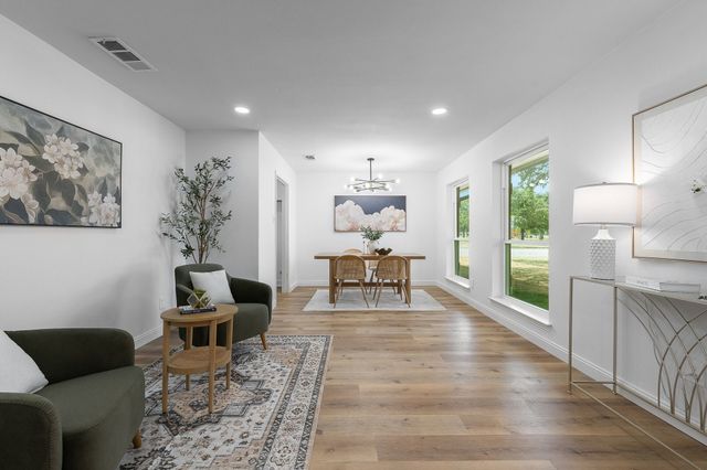 1815 Lakemont Drive, Arlington, TX 76013