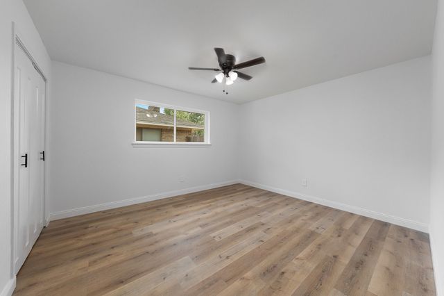 1815 Lakemont Drive, Arlington, TX 76013