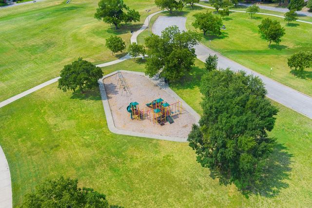 1815 Lakemont Drive, Arlington, TX 76013