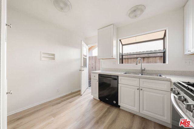 1940 Pelican Avenue, Ventura, CA 93003