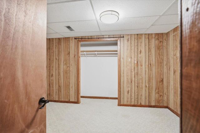 2190 North Shore DRIVE, East Troy, WI 53120