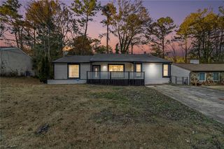 4734 White Oak Trail, Stone Mountain, GA 30088