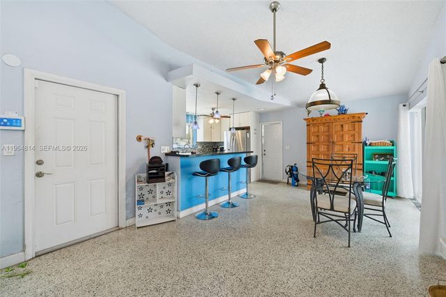 7121 Wilson St, Hollywood, FL 33024