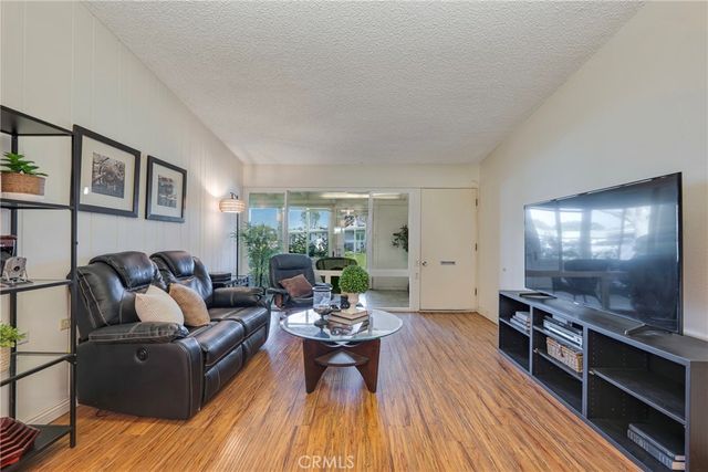 13800 Canoe Brook 15-H, Seal Beach, CA 90740