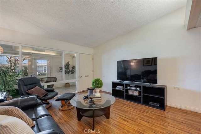 13800 Canoe Brook 15-H, Seal Beach, CA 90740
