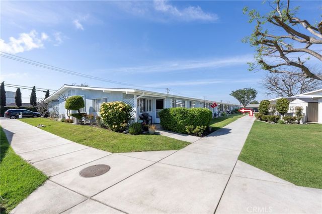 13800 Canoe Brook 15-H, Seal Beach, CA 90740