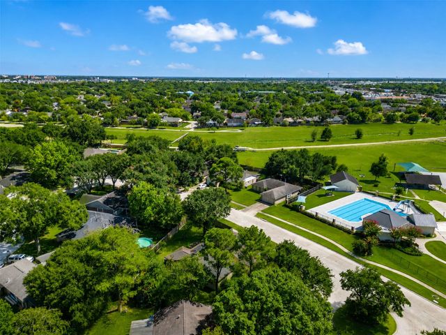 19718 Spanish Needle Drive, Houston, TX 77084