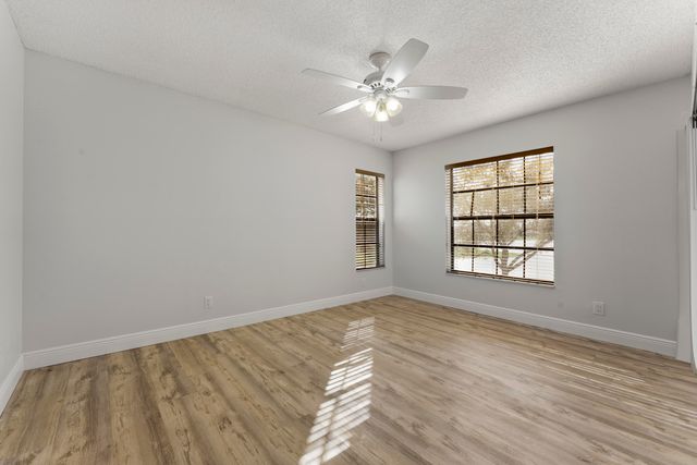 2900 Olivewood Terrace 201, Boca Raton, FL 33431