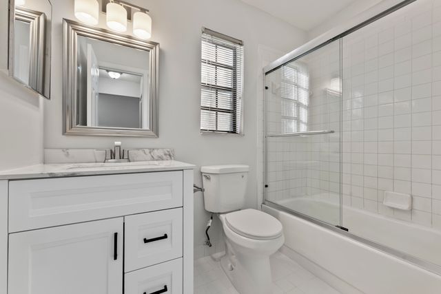 2900 Olivewood Terrace 201, Boca Raton, FL 33431