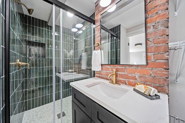 374 Acton Road, Columbus, OH 43214