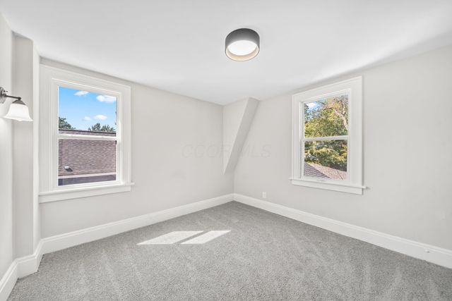 374 Acton Road, Columbus, OH 43214