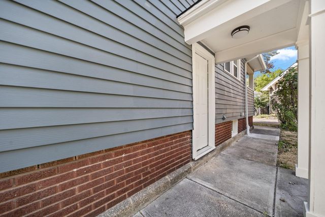 374 Acton Road, Columbus, OH 43214