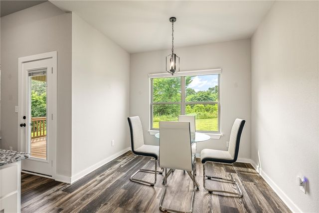 48 Queensferry Lane, Bella Vista, AR 72715
