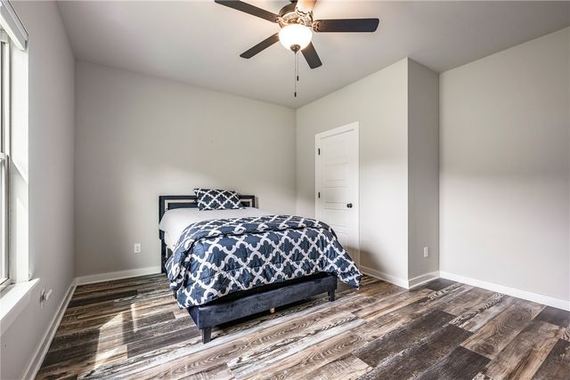 48 Queensferry Lane, Bella Vista, AR 72715