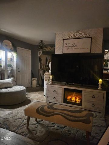 1136 Rose Petal Way, Whitsett, NC 27377