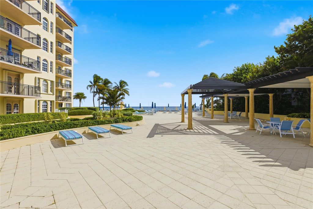 Image 31 of property listing at 3475 S Ocean Boulevard 4010, Palm Beach, FL 33480