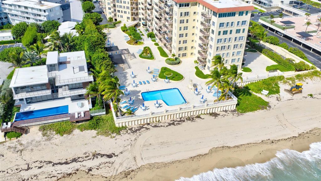 Image 35 of property listing at 3475 S Ocean Boulevard 4010, Palm Beach, FL 33480