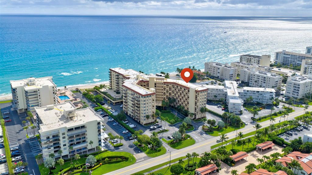 Image 37 of property listing at 3475 S Ocean Boulevard 4010, Palm Beach, FL 33480