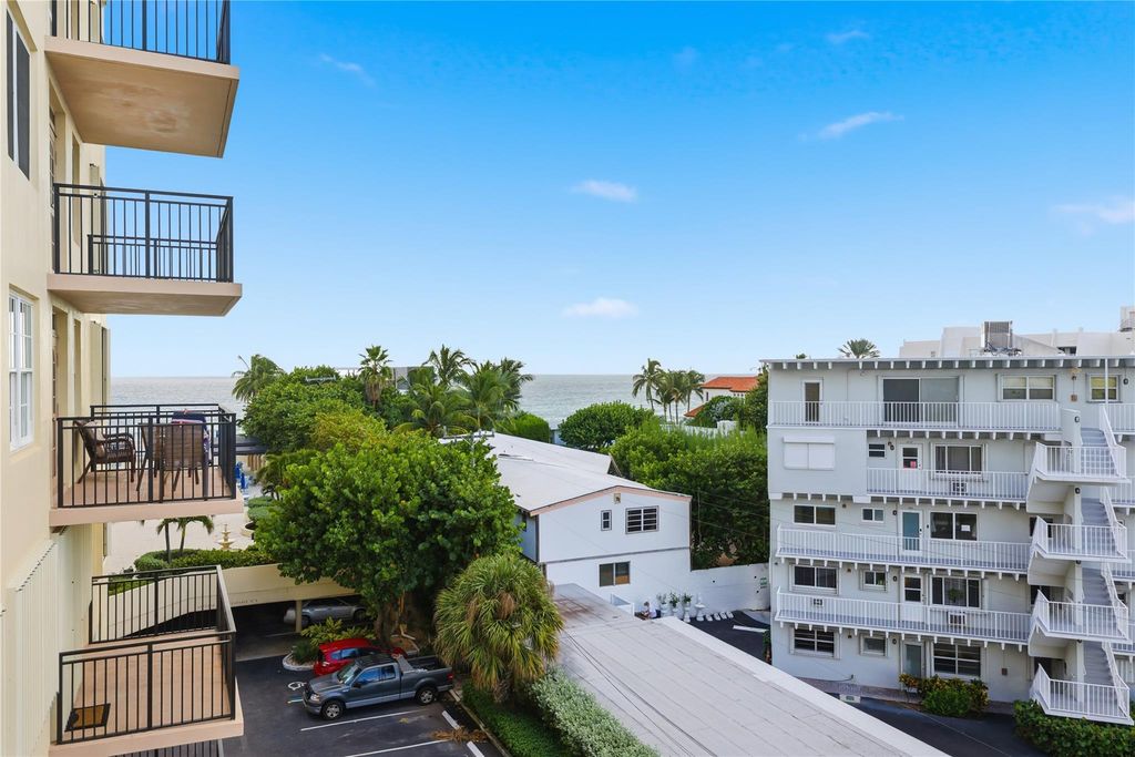 Image 46 of property listing at 3475 S Ocean Boulevard 4010, Palm Beach, FL 33480