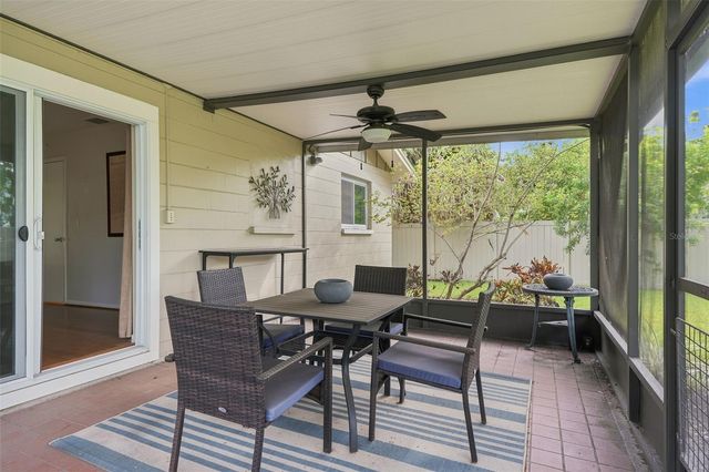 205 SE MONROE CIRCLE N, St Petersburg, FL 33703