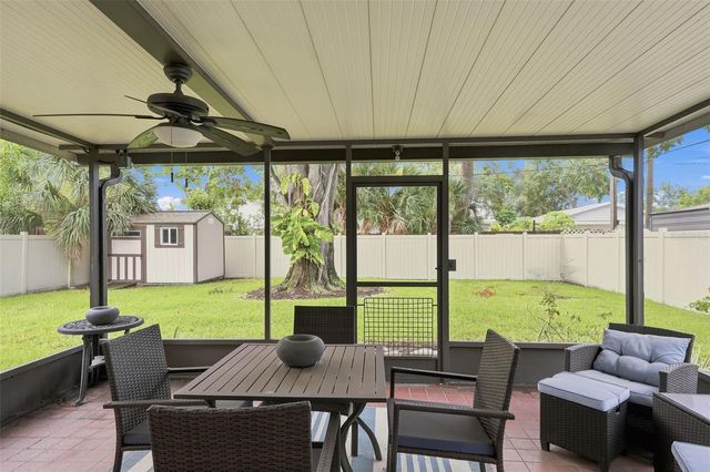 205 SE MONROE CIRCLE N, St Petersburg, FL 33703