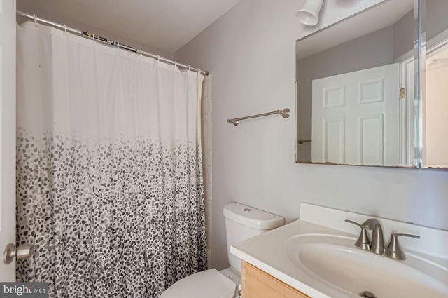 2535 N HOWARD ST, Baltimore, MD 21218