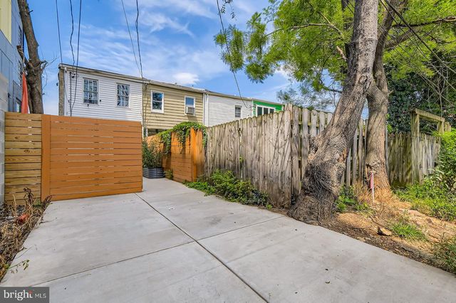 2535 N HOWARD ST, Baltimore, MD 21218