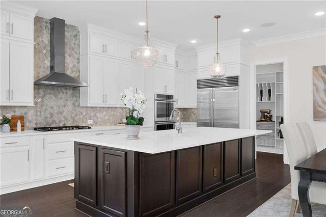 16270 Grand Litchfield Drive, Roswell, GA 30075