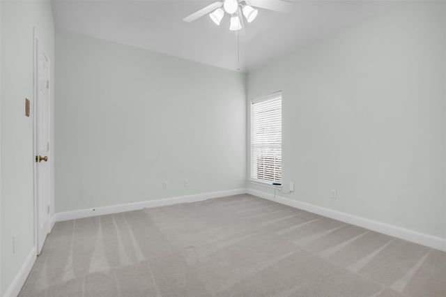 27 Rockledge Drive, The Woodlands, TX 77382