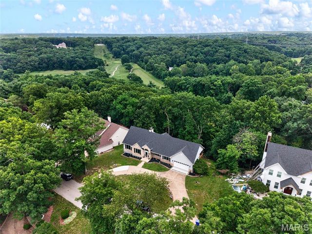 5032 Oak Bluff Drive, High Ridge, MO 63049