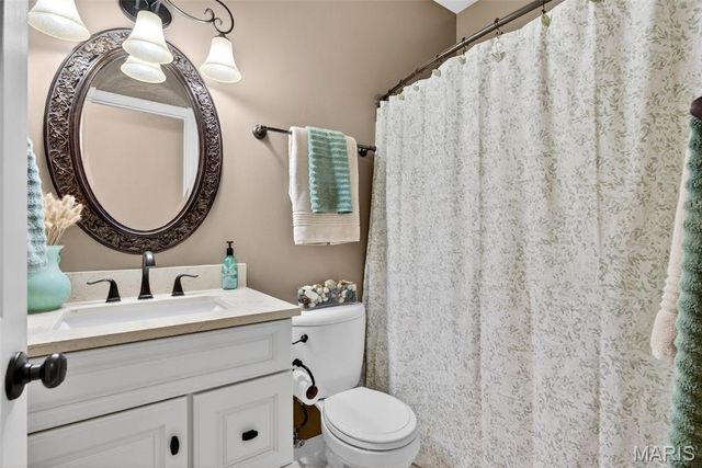 5032 Oak Bluff Drive, High Ridge, MO 63049