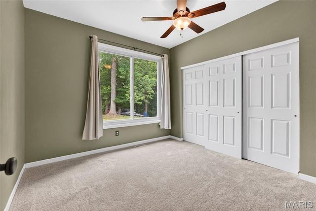 5032 Oak Bluff Drive, High Ridge, MO 63049
