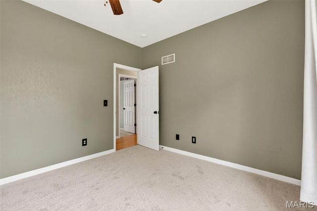 5032 Oak Bluff Drive, High Ridge, MO 63049