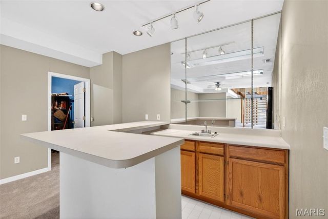 5032 Oak Bluff Drive, High Ridge, MO 63049